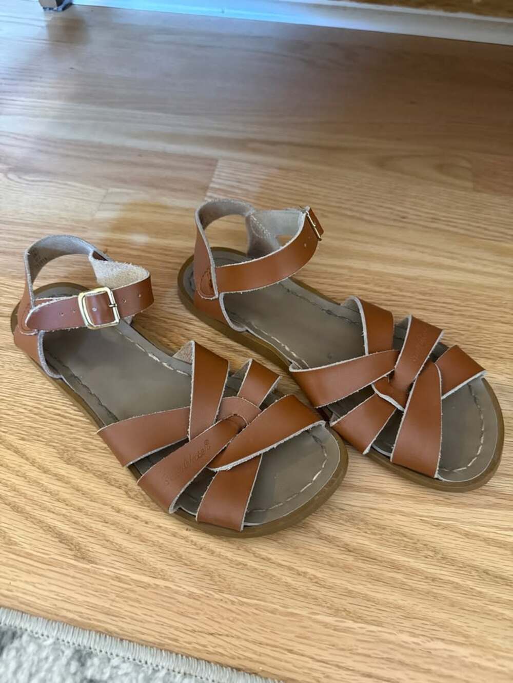 Original Saltwater Sandals Tan - Girls 4 / Women's 7